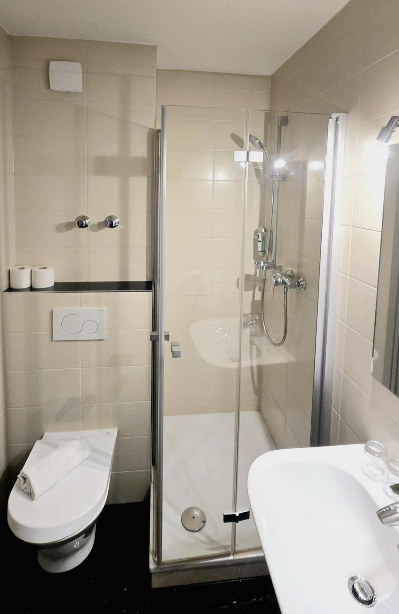 Hotel Zur Moselbruecke シュヴァイヒ エクステリア 写真